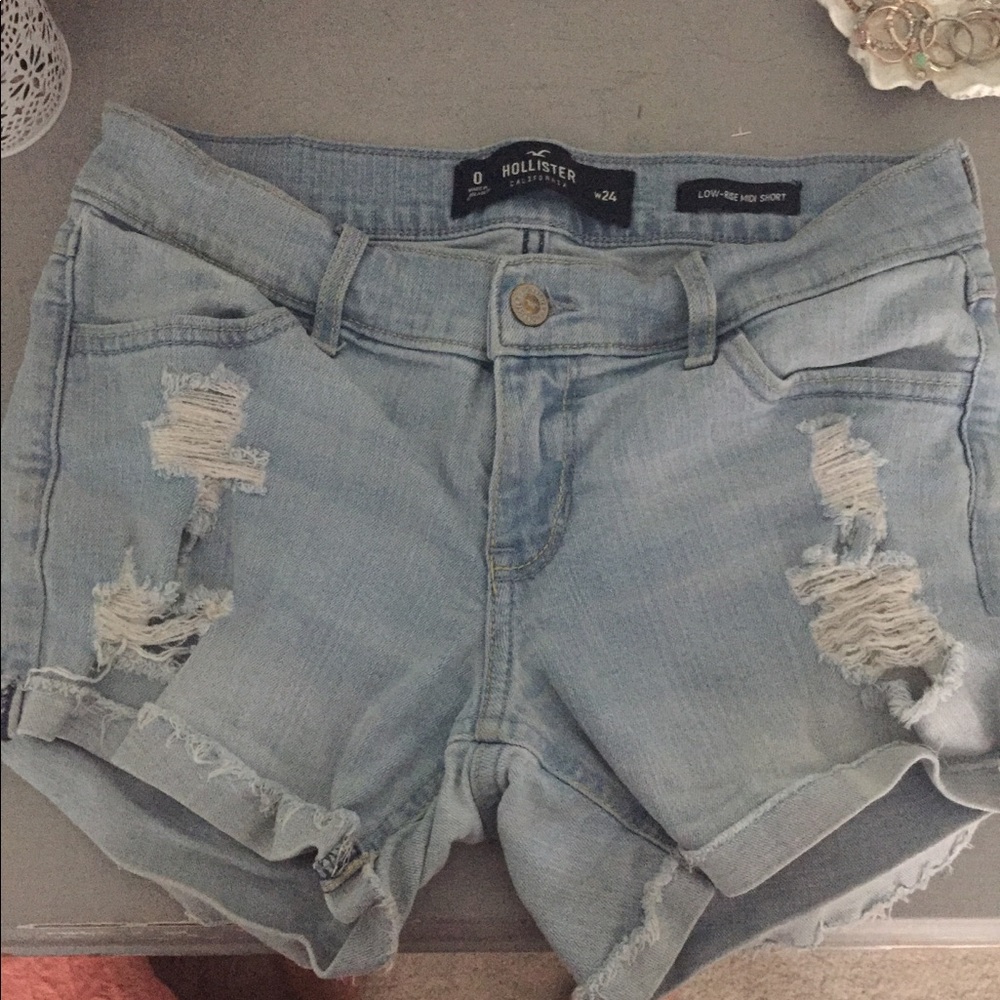 Low rise Midi Shorts